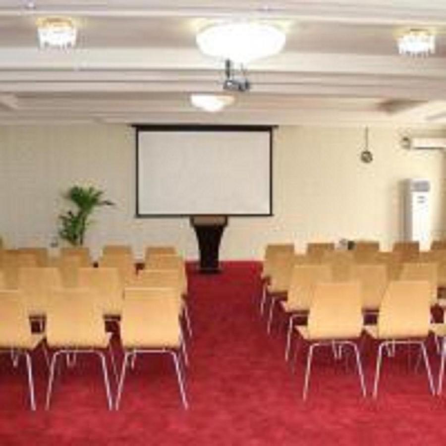 Ikuata Palazzo Dumont Hotel מראה חיצוני תמונה