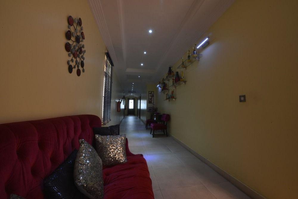 Ikuata Palazzo Dumont Hotel מראה חיצוני תמונה